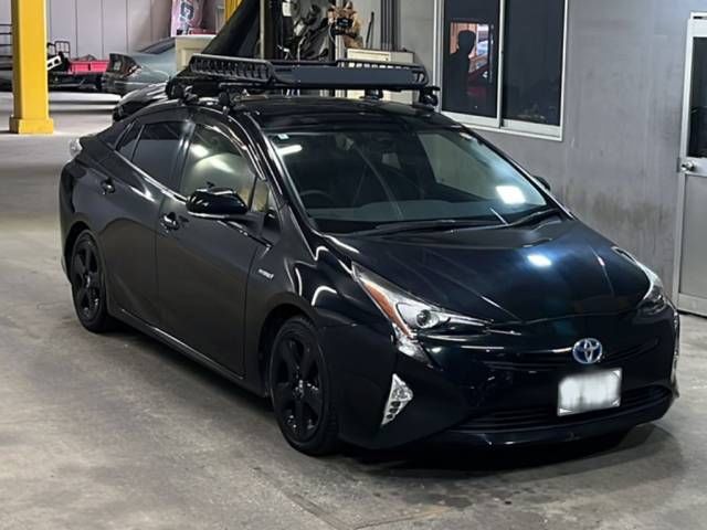 2016 Toyota Prius Sツーリングセレクション auction photo 4