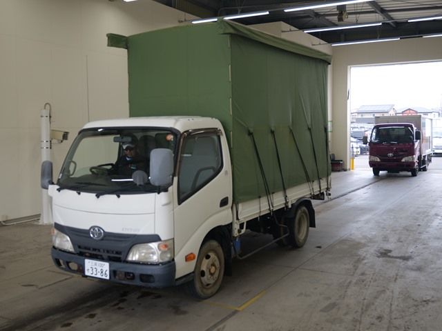 2013 Toyota Dyna Hira Holo Curtain Sha Japan auction vehicle