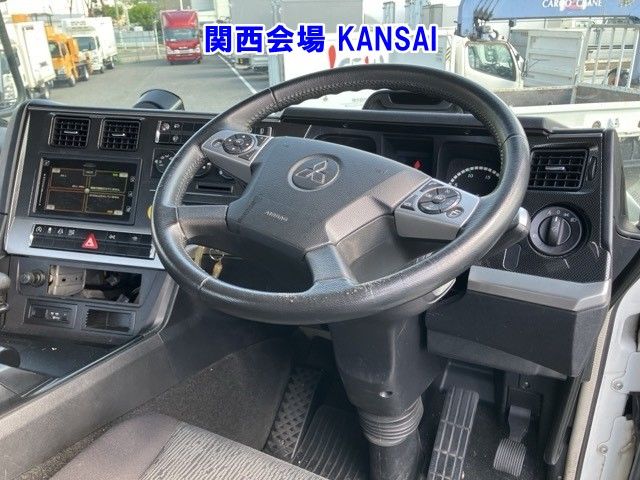 2022 Mitsubishi Fuso Sグレート tractor auction photo 4