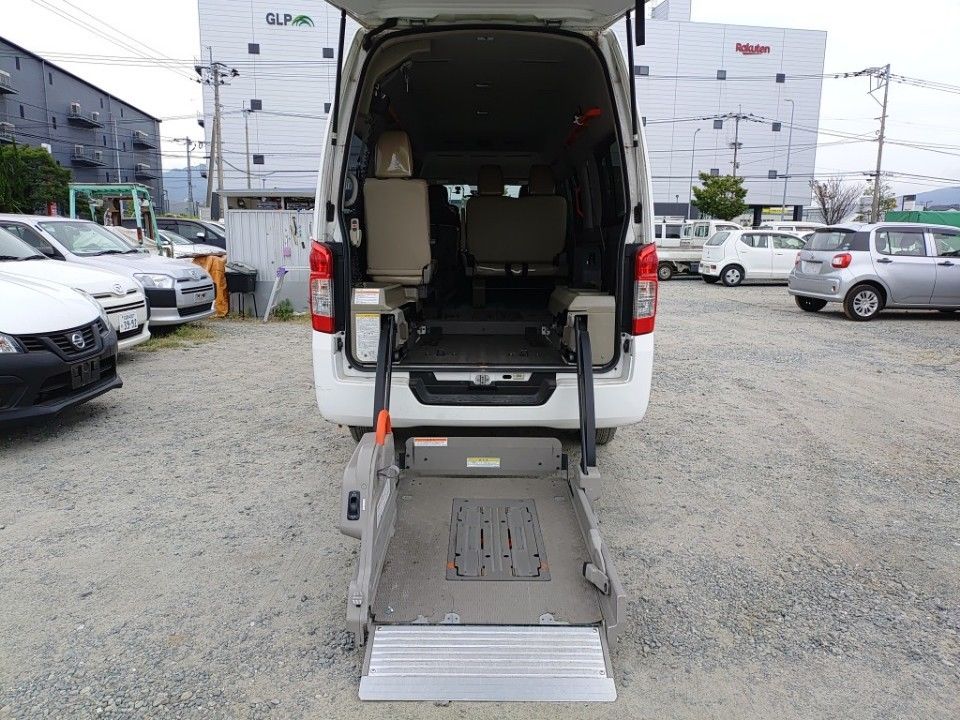 2013 Nissan NV350 Caravan auction photo 8