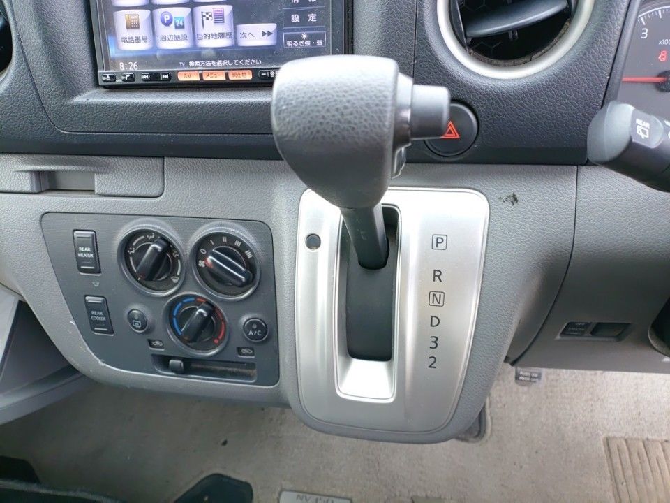 2013 Nissan NV350 Caravan auction photo 12