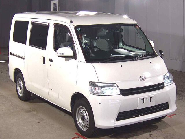 2022 Toyota TownAce Van GL Japan auction vehicle