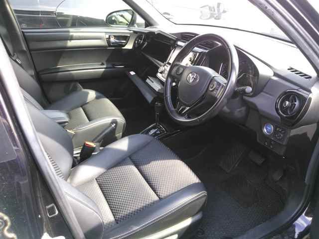 2015 Toyota Corolla Fielder ハイブリッドG WxB auction photo 3