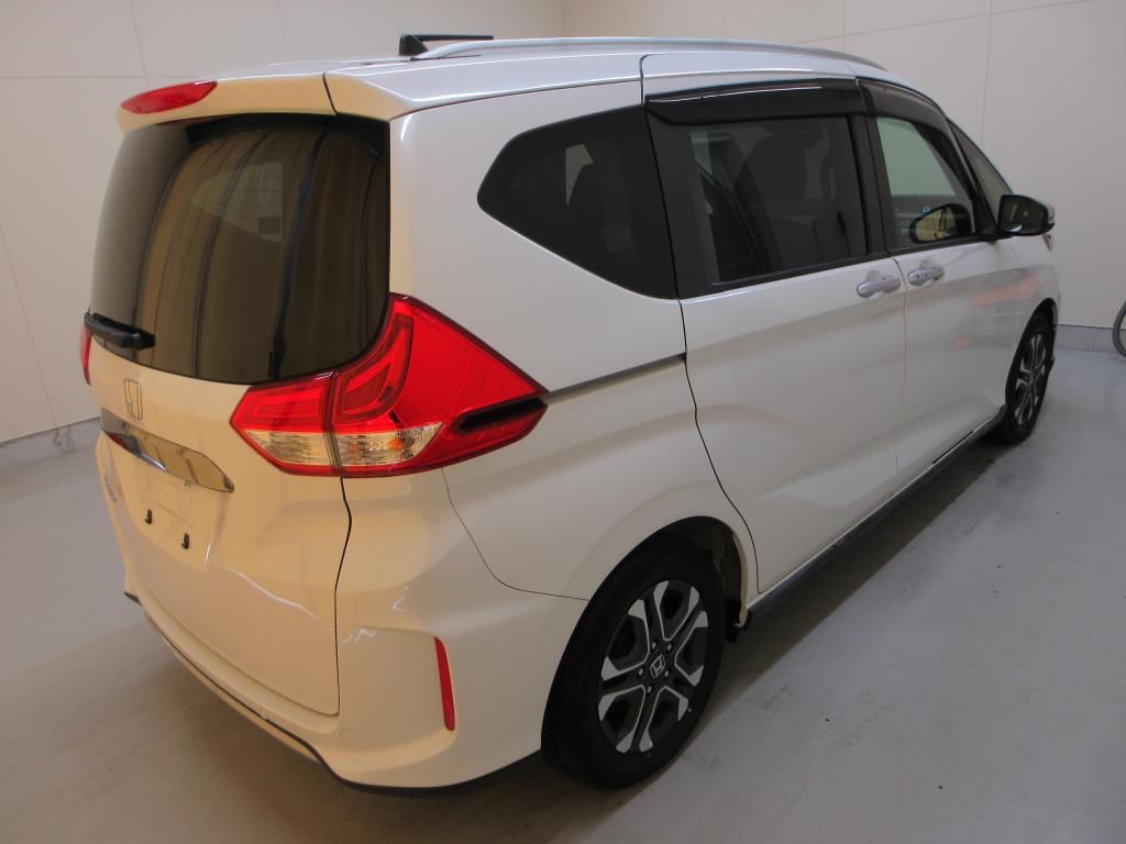 2023 Honda Freed クロスター auction photo 2