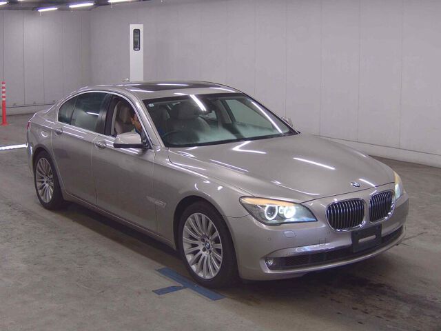 2010 BMW 7 Series 740I Japan auction vehicle