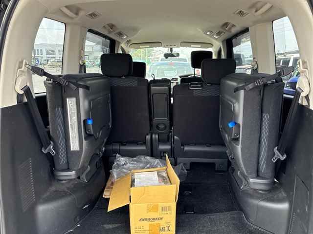 2013 Nissan Serena 20X SHV auction photo 9