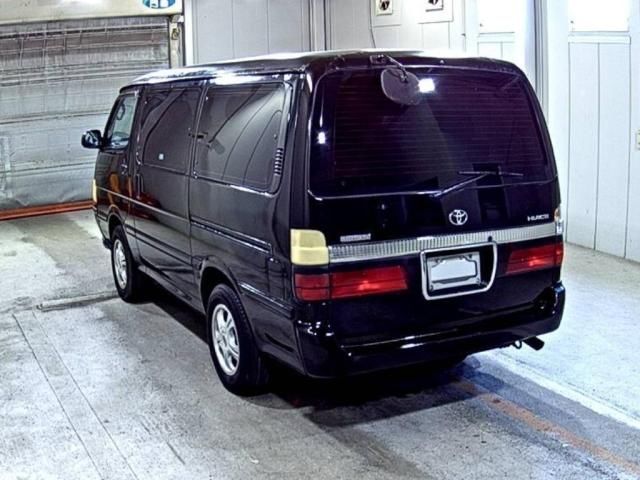 1999 Toyota Hiace スーパーカスタム auction photo 2