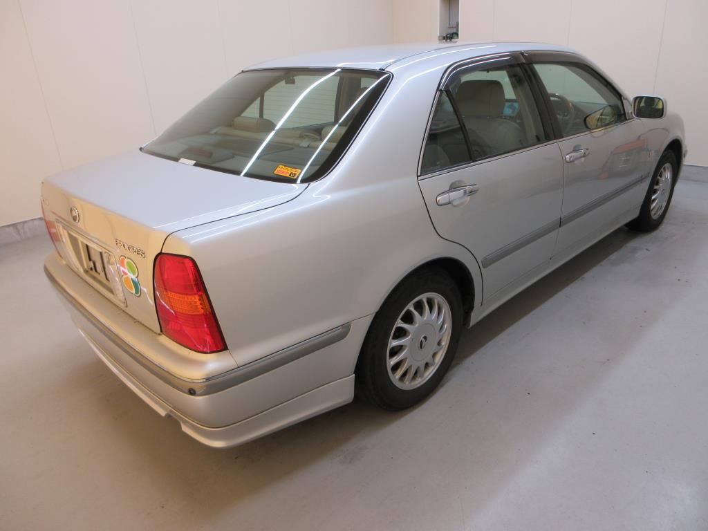 1998 Toyota プログレ NC300 auction photo 2