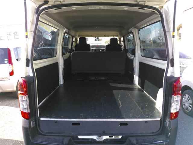 2013 Nissan NV350 Caravan DX auction photo 9