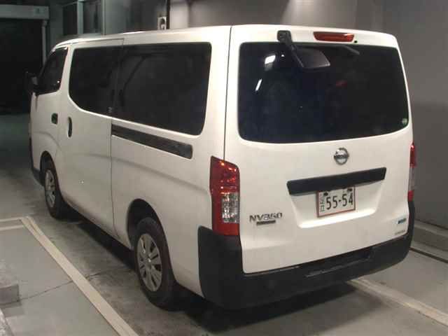 2013 Nissan NV350 Caravan DX auction photo 2