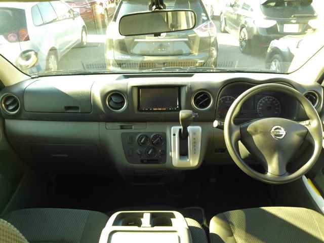 2013 Nissan NV350 Caravan DX auction photo 8