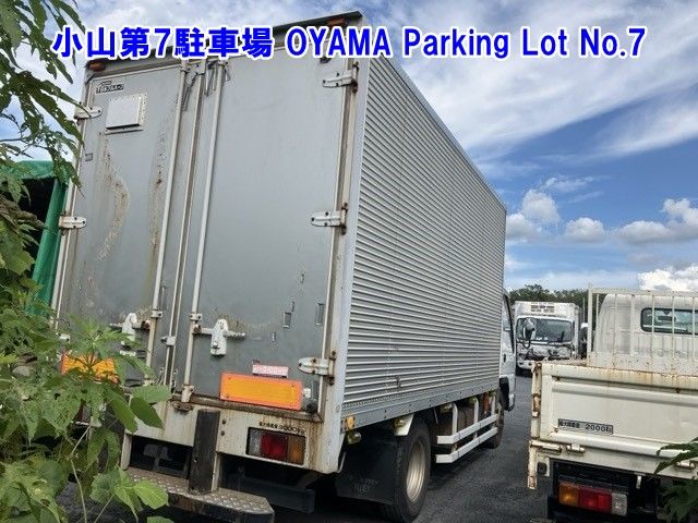 2006 Isuzu Elf Aluminum van auction photo 2