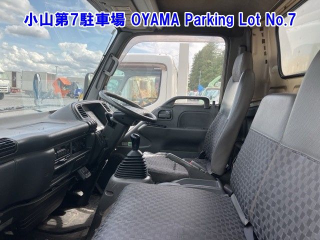 2006 Isuzu Elf Aluminum van auction photo 5