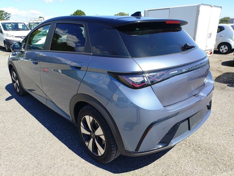 2024 BYD DOLPHIN auction photo 6