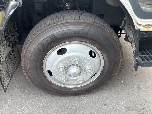 2011 Isuzu Elf レイゾウレイトウ PG auction photo 9