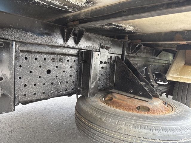 2011 Isuzu Elf レイゾウレイトウ PG auction photo 12
