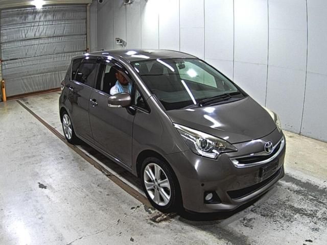2015 Toyota Ractis G プライムスタイル Japan auction vehicle