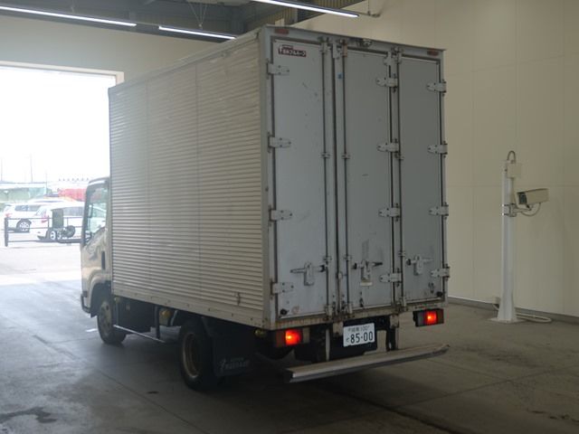 2012 Isuzu Elf アルミバン auction photo 2