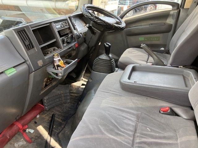 2012 Isuzu Elf アルミバン auction photo 5
