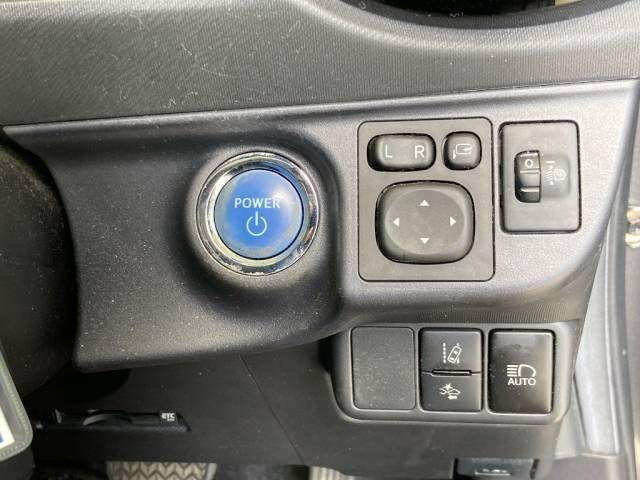 2016 Toyota Aqua S auction photo 5
