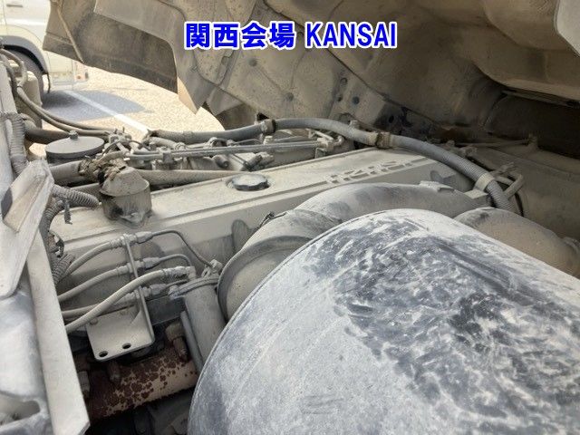 2007 Isuzu Giga dump auction photo 8