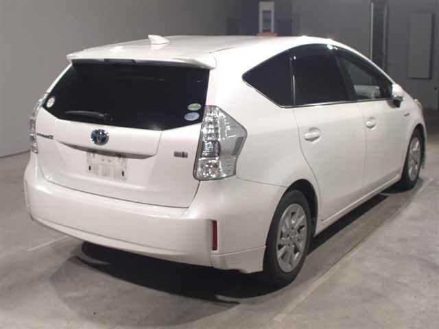 2013 Toyota Prius Alpha S auction photo 2