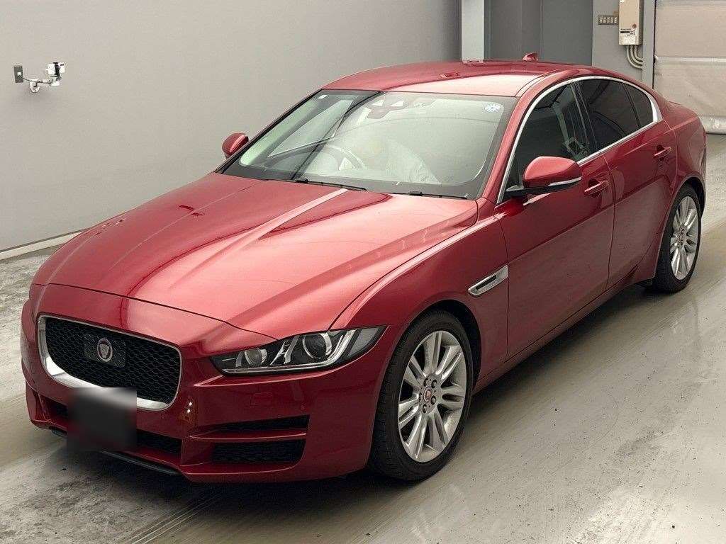 Japan Auction Vehicles 4 2017 Jaguar ジャガー XE auction photo
