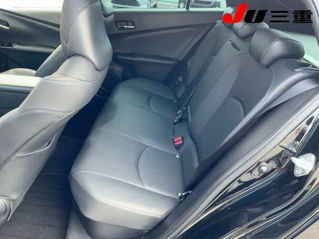 2020 Toyota Prius Sツーリングセレクション auction photo 10