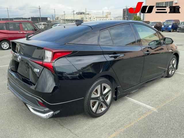 2020 Toyota Prius Sツーリングセレクション auction photo 6