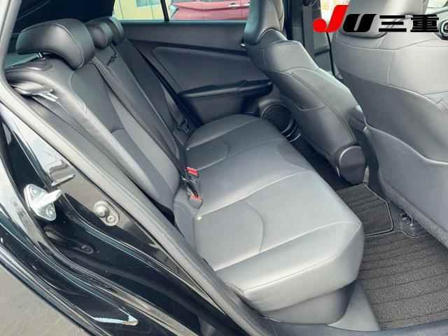 2020 Toyota Prius Sツーリングセレクション auction photo 5