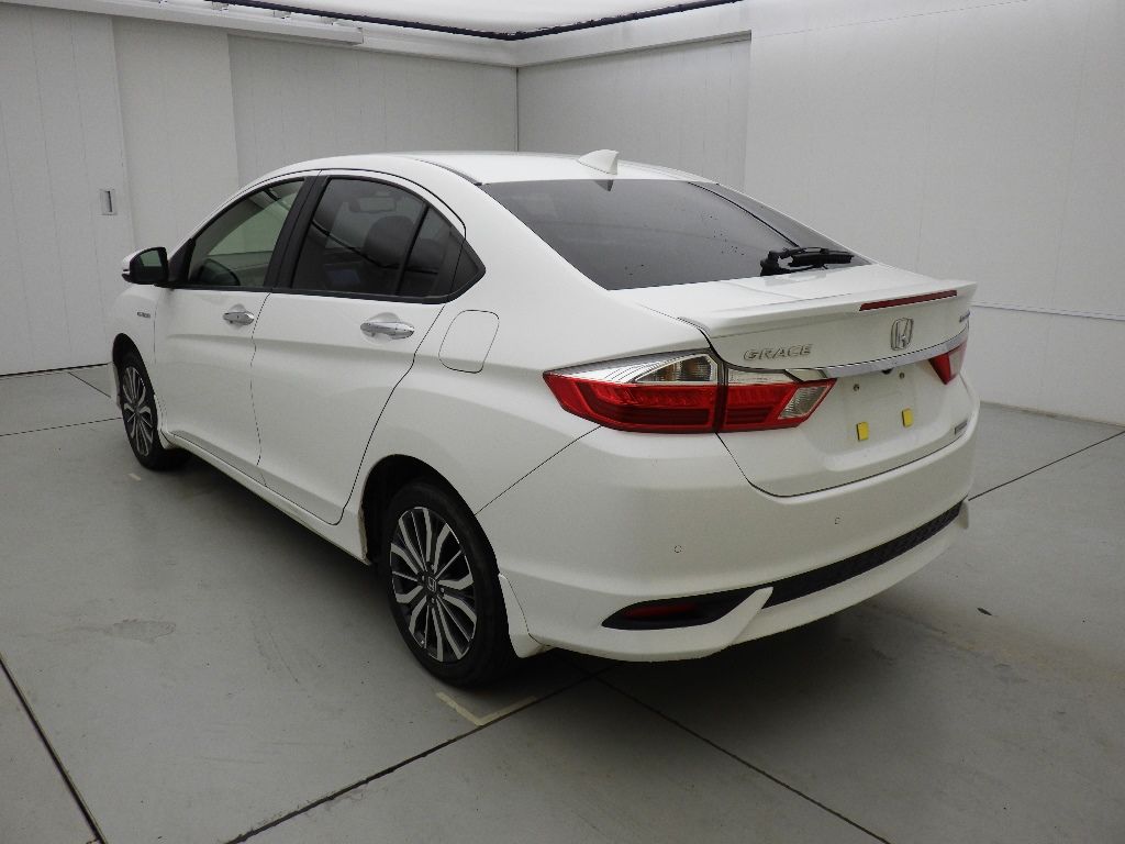 2017 Honda Grace 4WD ハイブリッドEXホンダセンシング auction photo 5