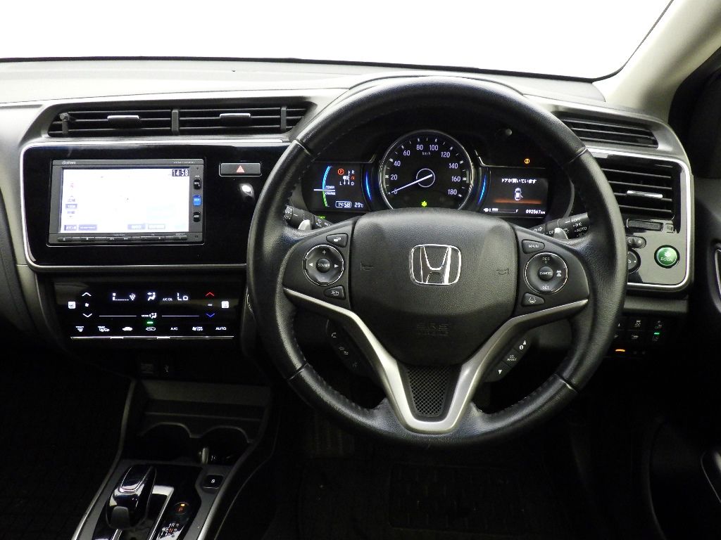 2017 Honda Grace 4WD ハイブリッドEXホンダセンシング auction photo 3