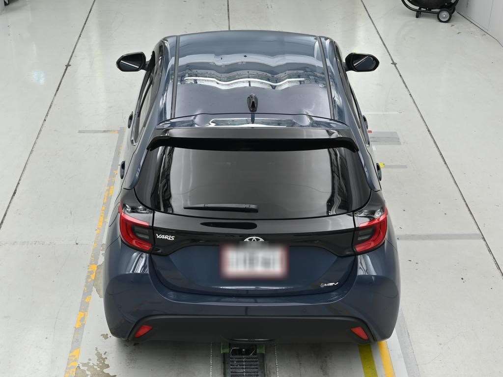 2026 Toyota Yaris Hybrid Z auction photo 8