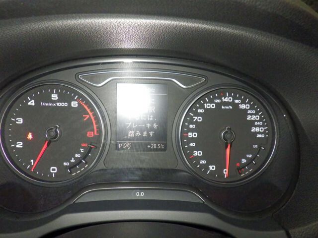 2014 Audi A3 Sedan 1.8TFSIクワトロ 4WD auction photo 6