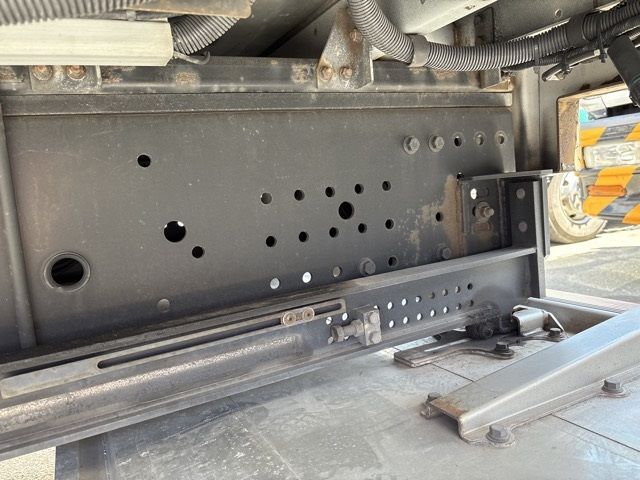 2022 Nissan Diesel UD Aluminum Wing PG auction photo 13