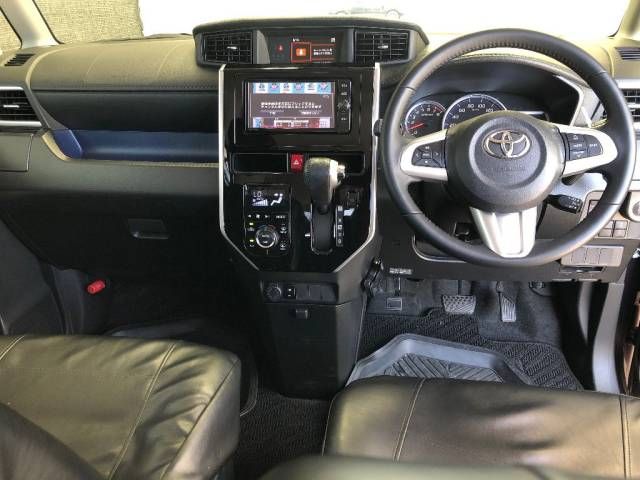 2017 Toyota Roomy Custom G-T auction photo 4