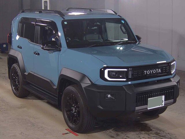 Japan Auction Vehicles 8 2026 Toyota ランドクルーザーFJ VX 4WD auction photo