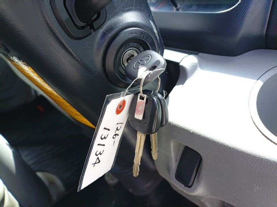 2020 Toyota Dyna auction photo 15