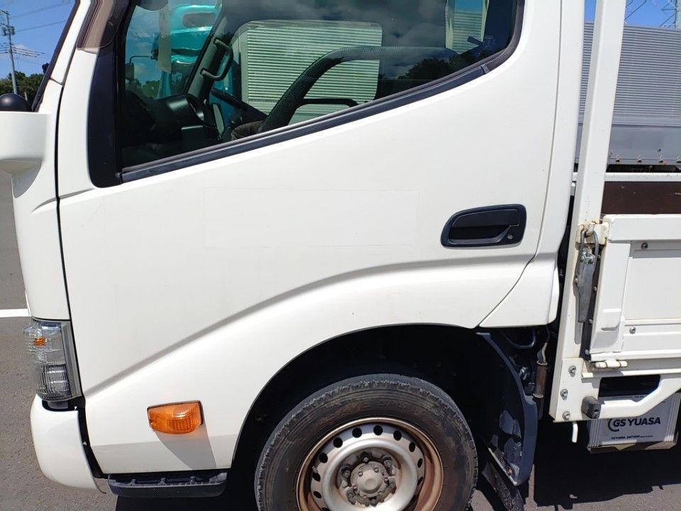 2020 Toyota Dyna auction photo 17