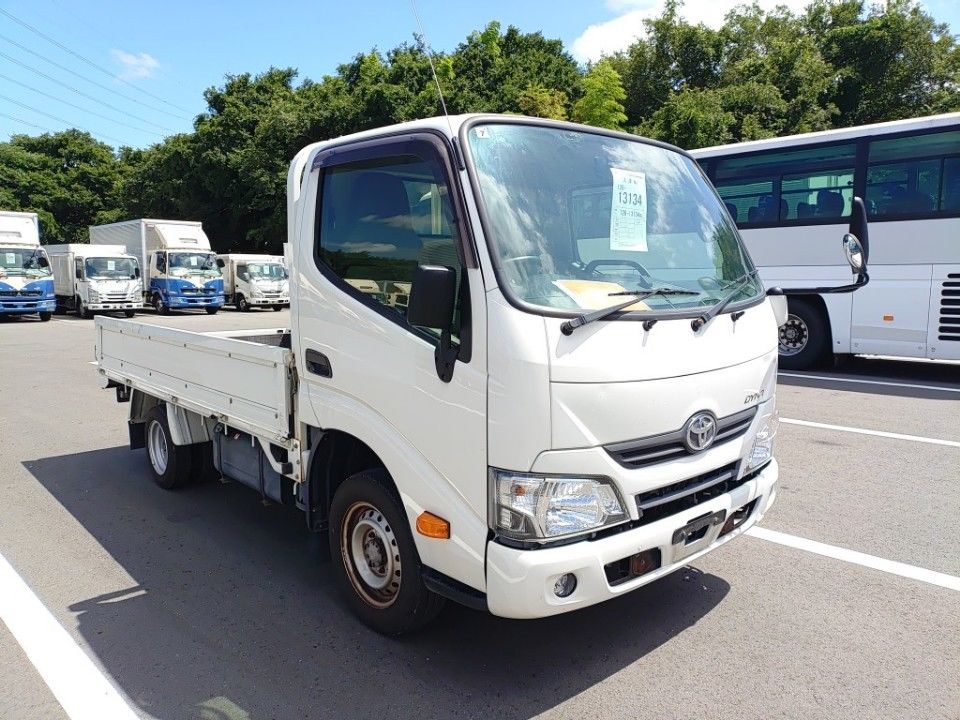 2020 Toyota Dyna auction photo 4