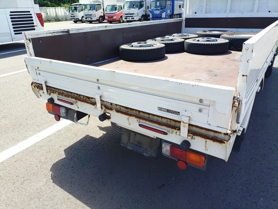 2020 Toyota Dyna auction photo 24