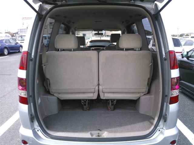 2004 Toyota Noah Xエルセオエディション auction photo 10