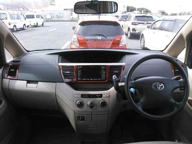2004 Toyota Noah Xエルセオエディション auction photo 8