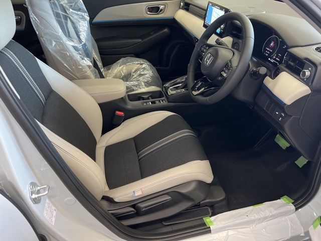 2026 Honda Vezel E: HEV Z Play Package auction photo 4