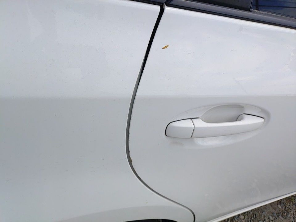 2019 Toyota プリウス α auction photo 26