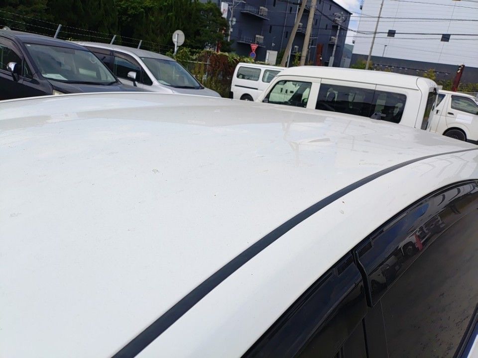 2019 Toyota プリウス α auction photo 33