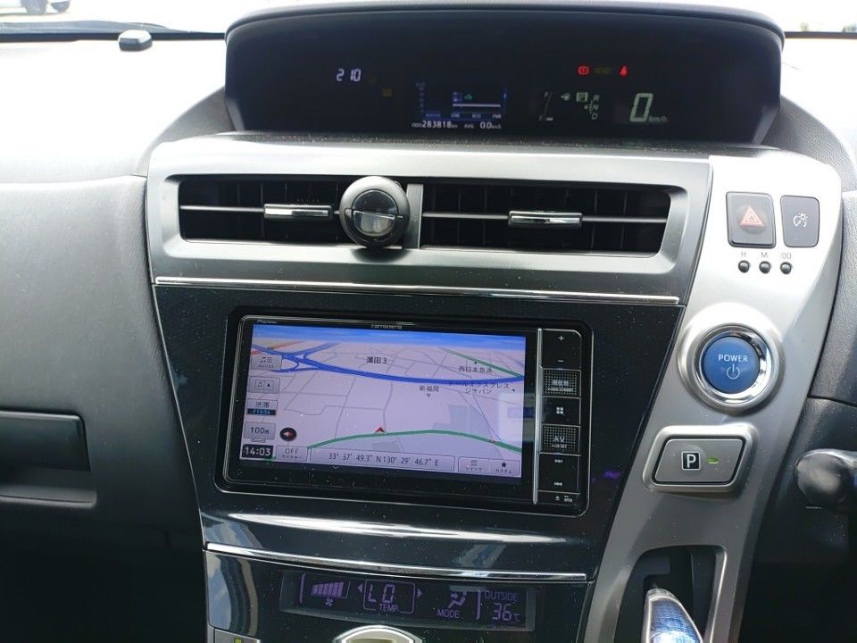 2019 Toyota プリウス α auction photo 11