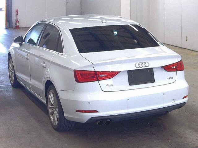 2015 Audi A3 Sedan 1.4TFSI auction photo 2