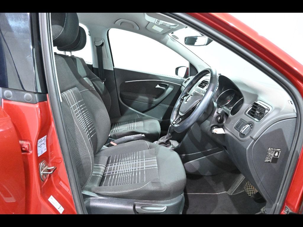 2015 Volkswagen ポロ 5HB ラウンジ auction photo 6