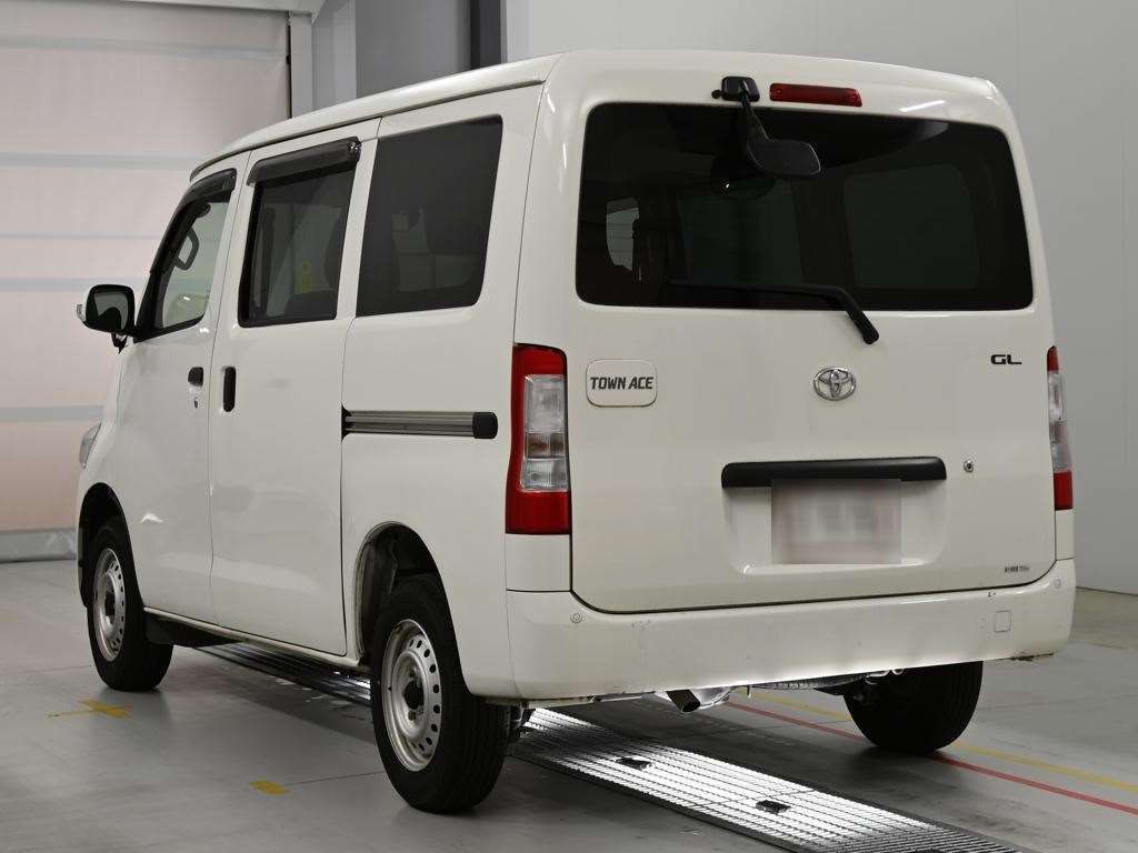 2021 Toyota TownAce Van GL auction photo 6